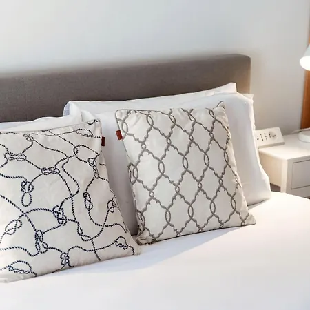 Minerva - By Myhomeincomo Apartment Como