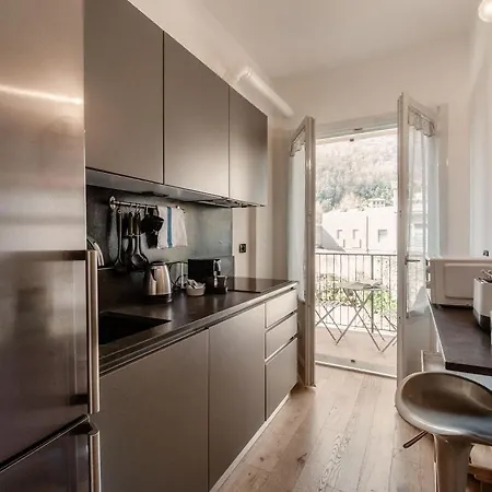 Minerva - By Myhomeincomo * Como