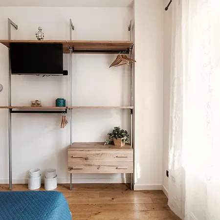 Minerva - By Myhomeincomo Daire *